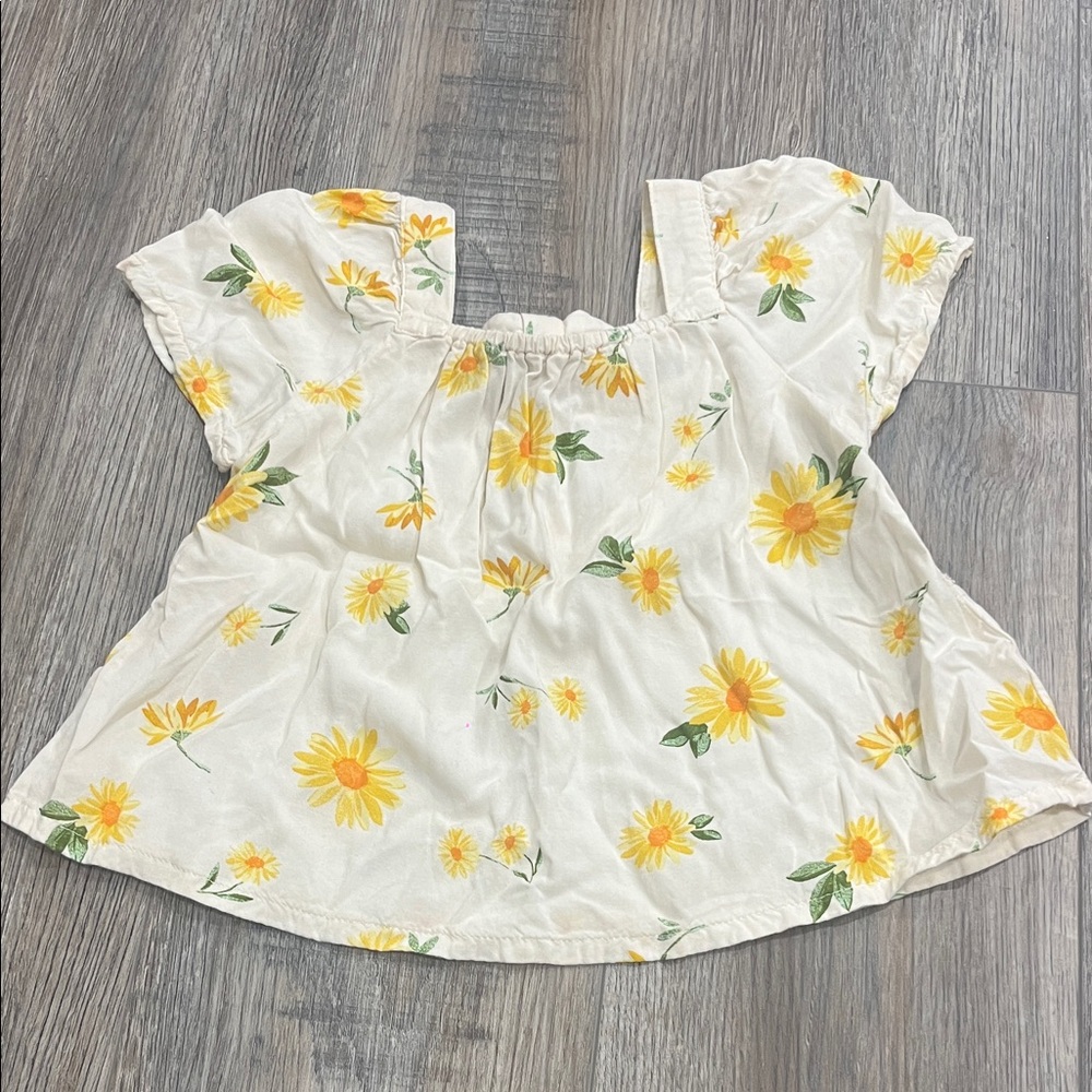 🦋5/10 Old Navy Floral Shirt